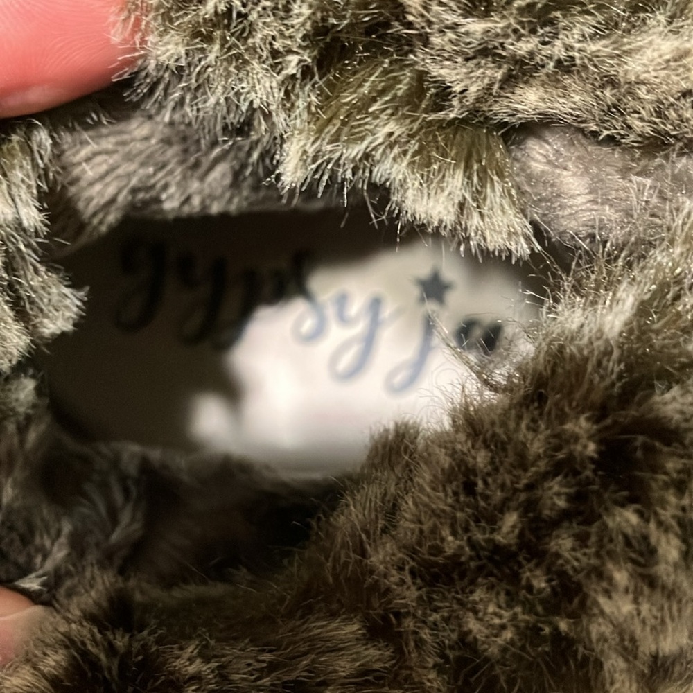 Gypsy Jazz Women's Faux Fur Lined Suede Shoes - Picture 5 of 7